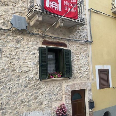La Casetta Della Nonna Caramanico Terme Luaran gambar