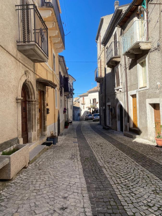 La Casetta Della Nonna Caramanico Terme Luaran gambar