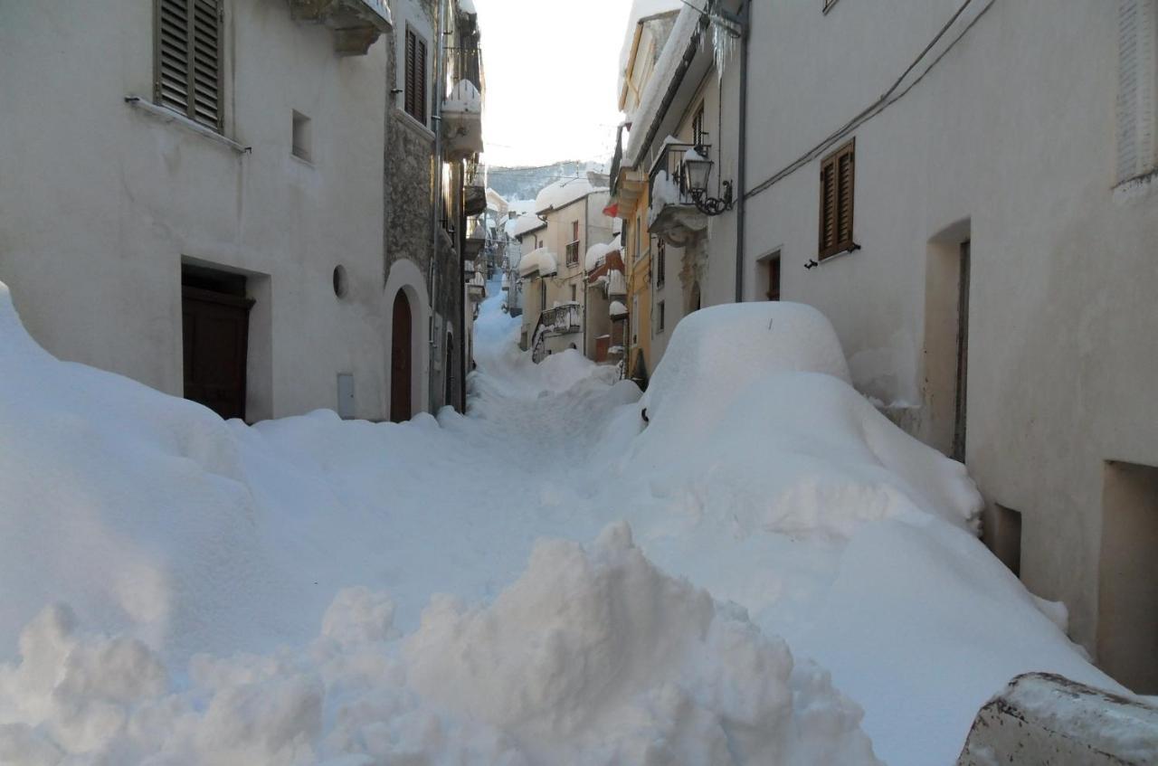 La Casetta Della Nonna Caramanico Terme Luaran gambar